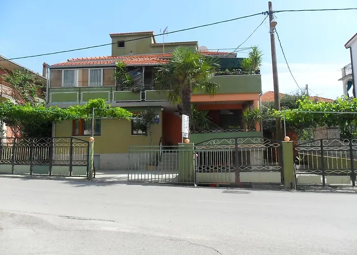 Yucca Gæstehus Trogir