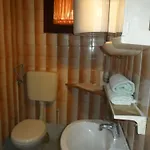 Yucca Гостьовий будинок Трогір