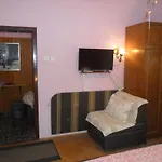 Гостьовий будинок Yucca 3*