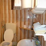 Yucca Гостьовий будинок Трогір