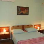 Yucca Guest house